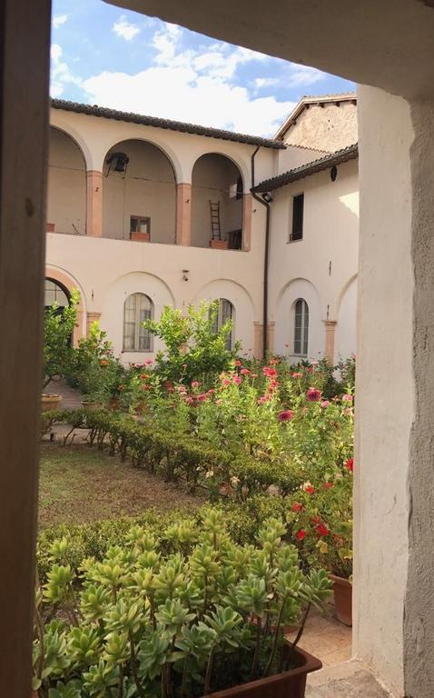 Casa Religiosa Di Ospitalita San Ponziano Bed and Breakfast Spoleto Exterior foto
