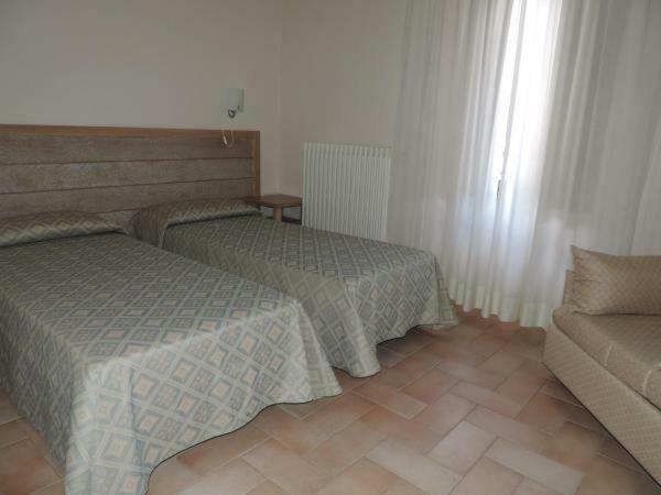 Casa Religiosa Di Ospitalita San Ponziano Bed and Breakfast Spoleto Exterior foto